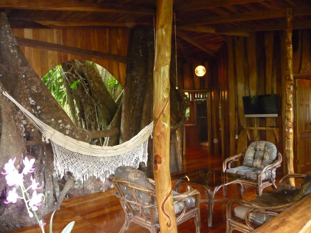 Topos Tree House Cahuita Εξωτερικό φωτογραφία